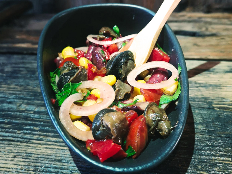 Salade mexicaine aux escargots pimentés