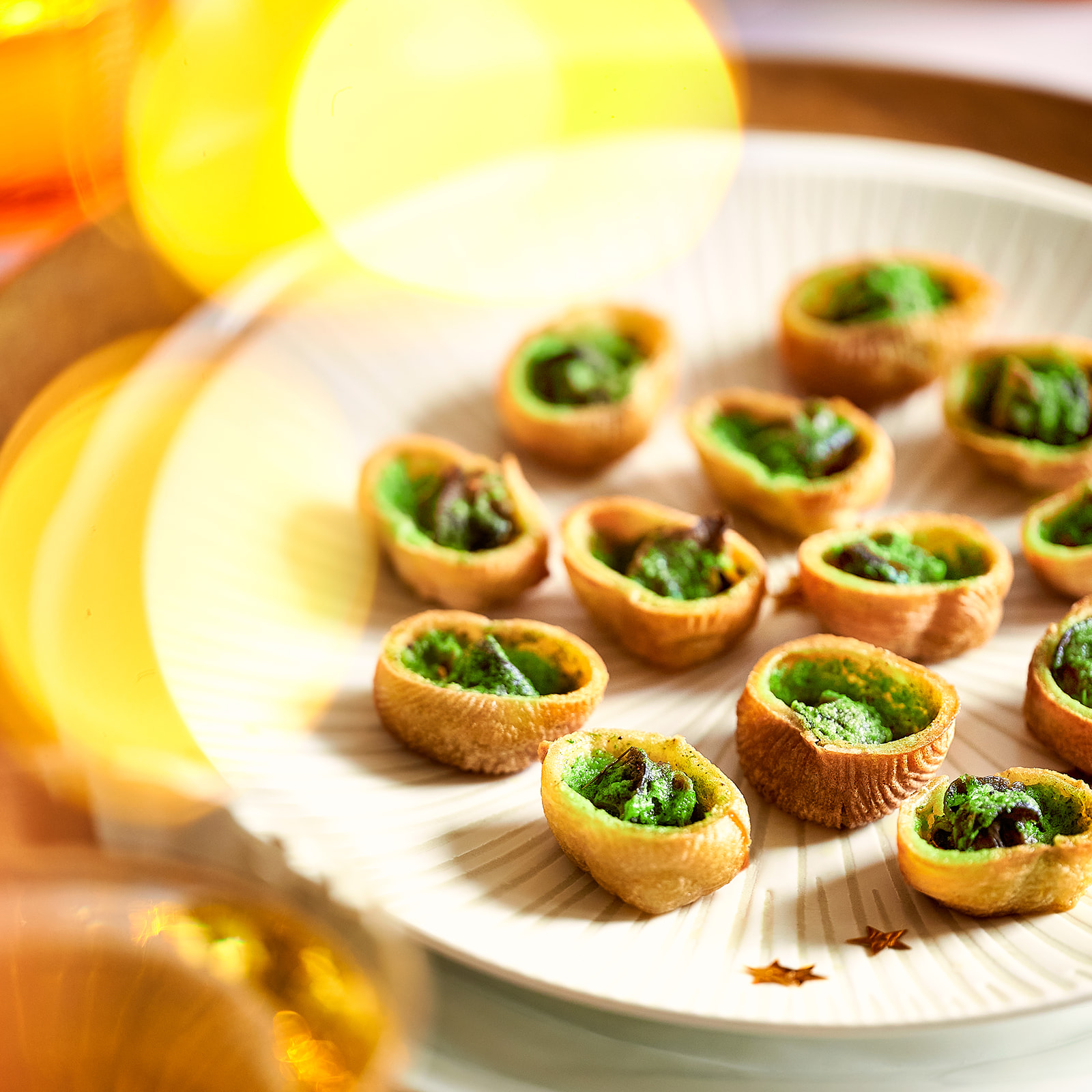 Escargots présentés dans une cRoquille - Recette à la bourguignonne - Nos produits frais